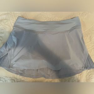 lululemon skirt size eight in a light purple/lilac *discontinued style*